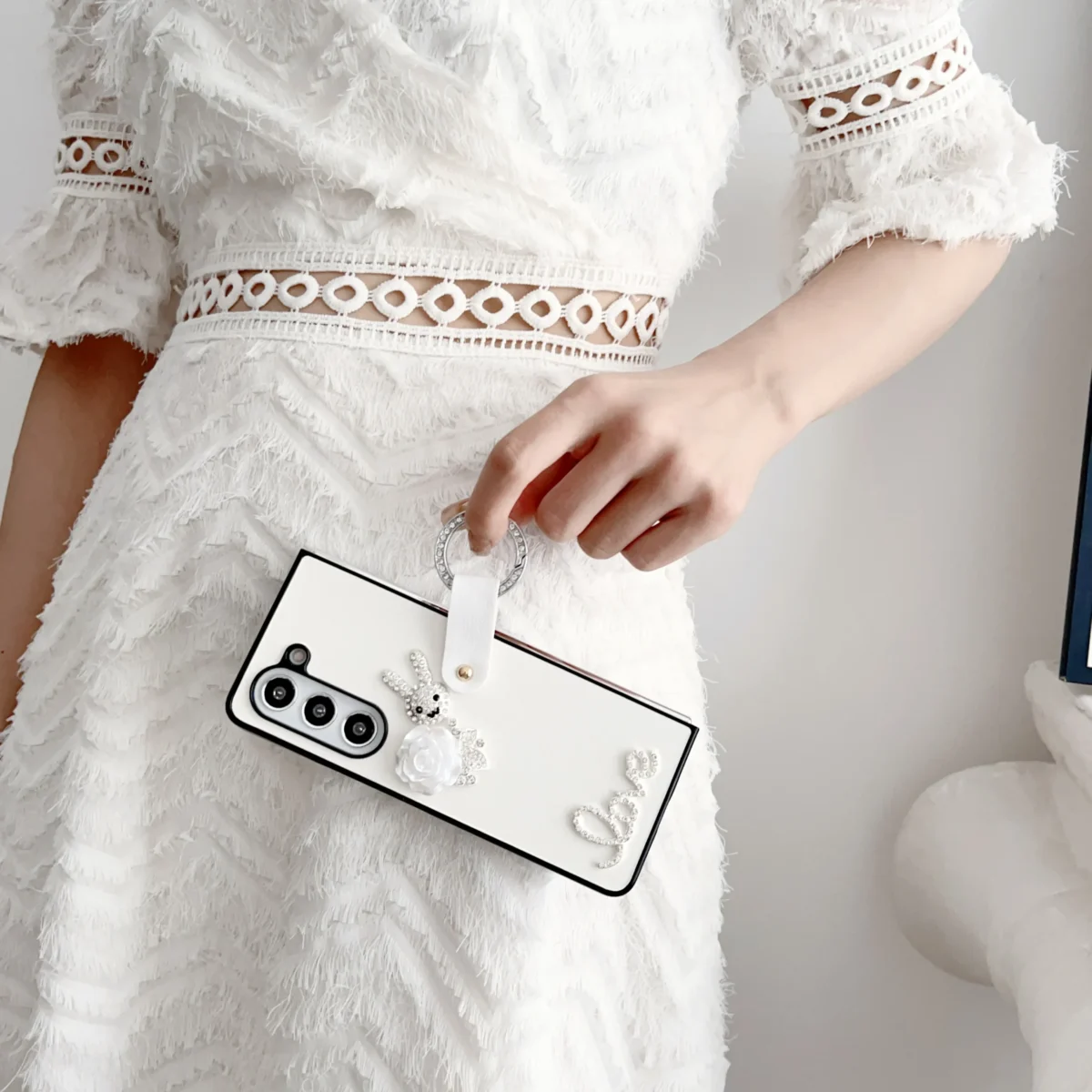 Electroplated Diamond Rabbit Phone Case For Samsung Galaxy Z Fold 5 4 3 Fold5 Fold4 Fold3 5g Ring Hard Shell Protective Cover Featured