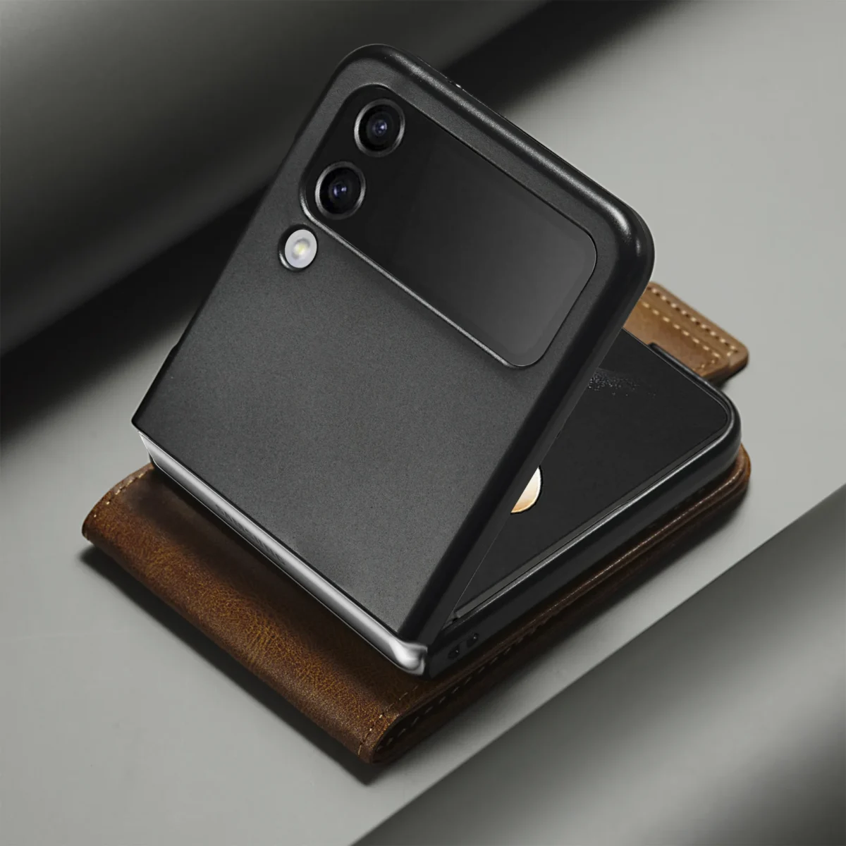 Folding Leather Cover For Samsung Galaxy Z Flip 3 4 Flip4 Flip3 5g Magnetic Protective Cards Solt Wallet Bag Business Phone Case Gallery 3