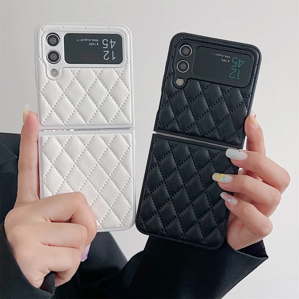 Korean Luxury Rhombus Diamond Phone Case For Samsung Galaxy Z Flip4 Flip3 Featured