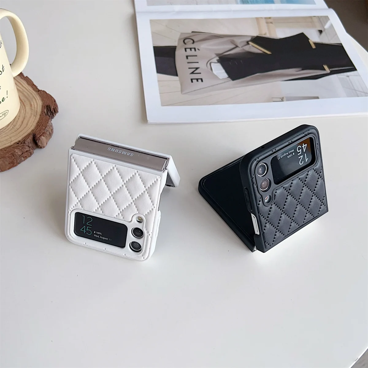 Korean Luxury Rhombus Diamond Phone Case For Samsung Galaxy Z Flip4 Flip3 Gallery 4