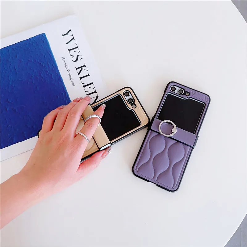 Luxury 3D Wave Pattern Ring Phone Holder Leather Case Cover for Samsung Galaxy Z Flip 5 Z Flip 4 Z Flip 3 5G Folding Back Cover