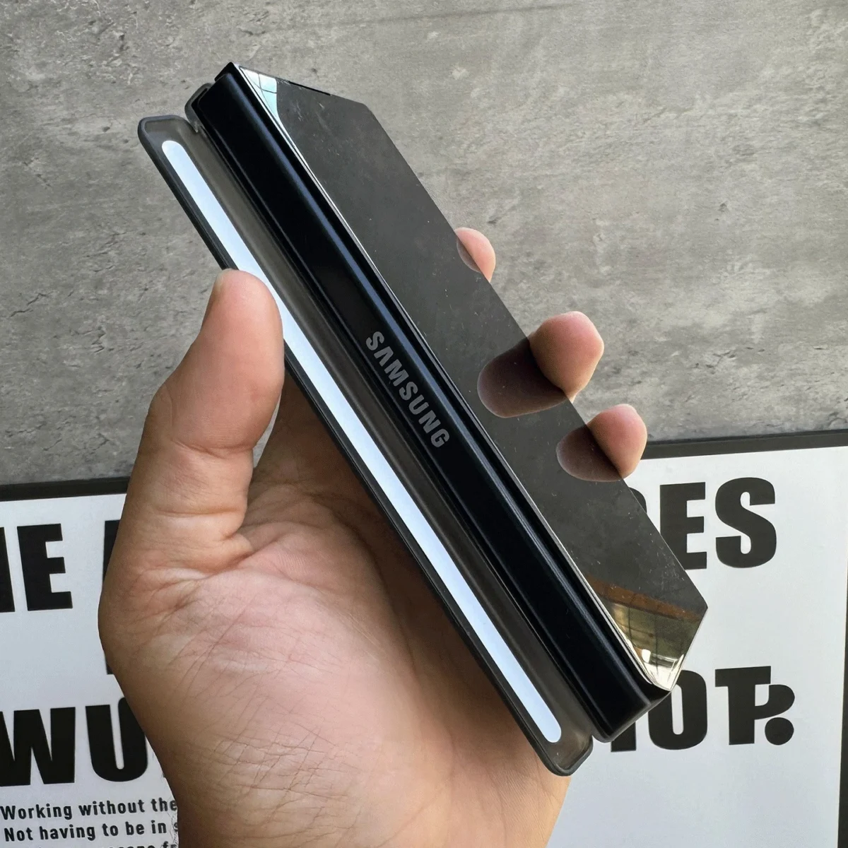 Slim Matte Hinge Protection Magsafe Case for Samsung Galaxy Z Fold 7 6 5 4 Fold7 Transparent Clear Black Magnet Phone Cover - Image 6