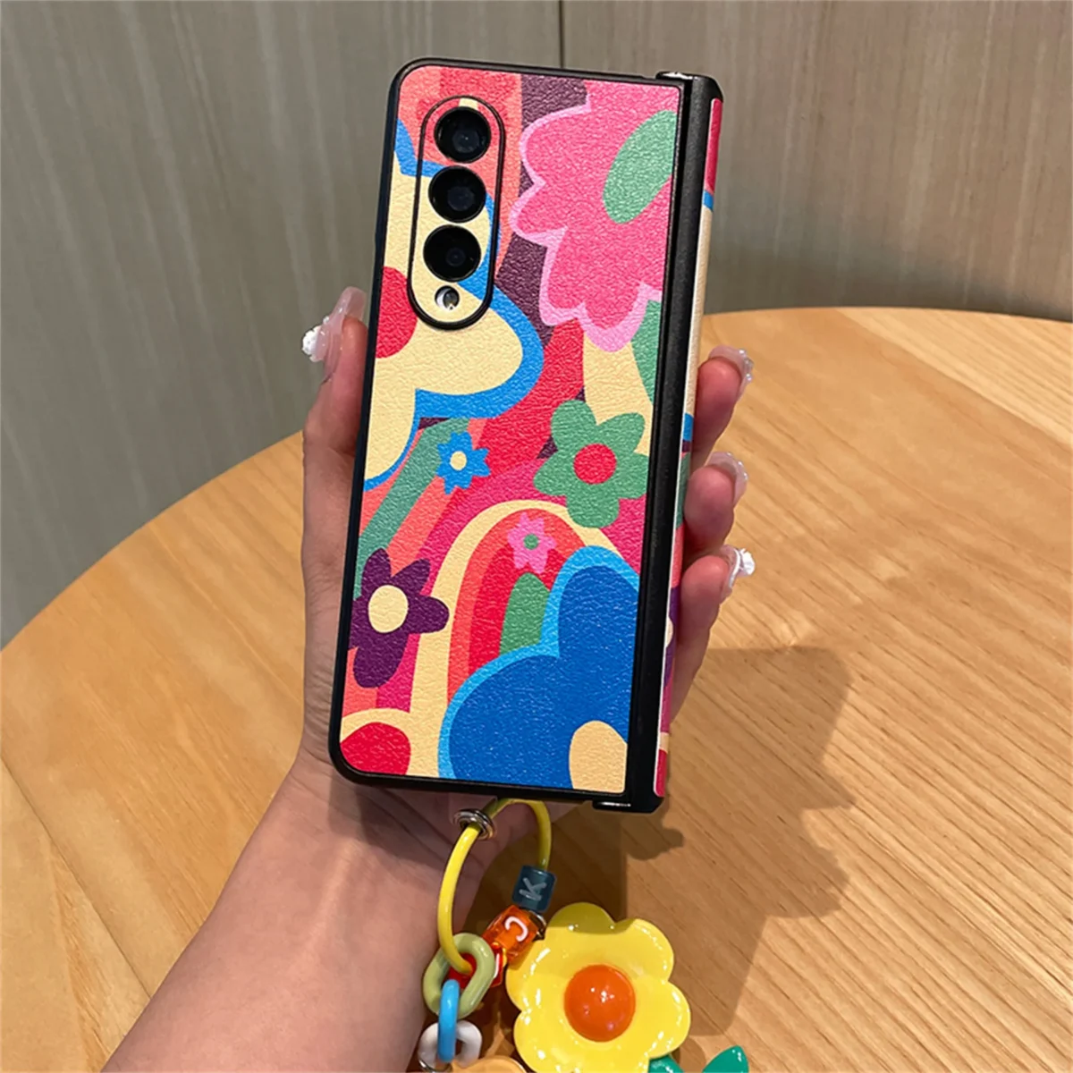 Korean Cute Oil Painting Rainbow Flower Pendant Case for Samsung Galaxy Z Fold 7 Z Fold6 Z Fold5 Z Fold4 Z Fold3 Back Cover - Image 3