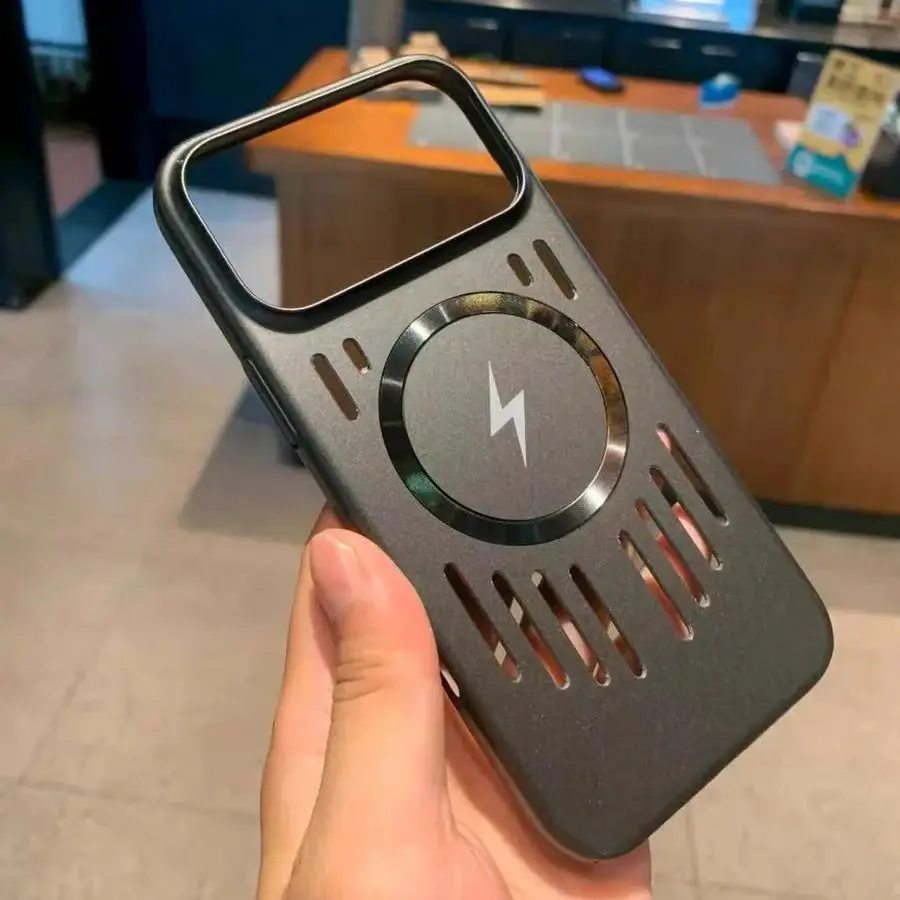 Hard Metal Matte Armor Hollow Case For iPhone 17 Air 16 15 14 13 12 Pro Max 17Pro Rugged For Magsafe Wireless Charging Funda