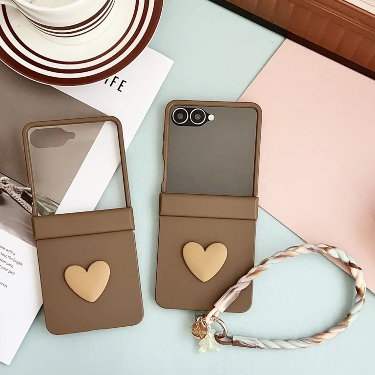 Cute Love Heart Hinge Phone Case For Samsung Galaxy Z Flip 7 6 5 with Screen Glass/Bracelet Anti-Fall Protective Back Cover