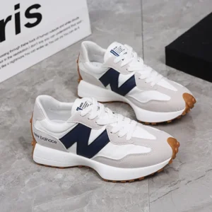 2026 New Women Casual Shoes Fashion Breathable Walking Flat Shoes Sneakers Women 2025 Gym Vulcanized Shoes White Female Footwear